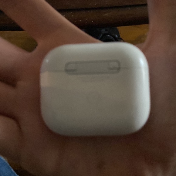 AirPods Pro’s I need gone asap - Picture 2 of 3